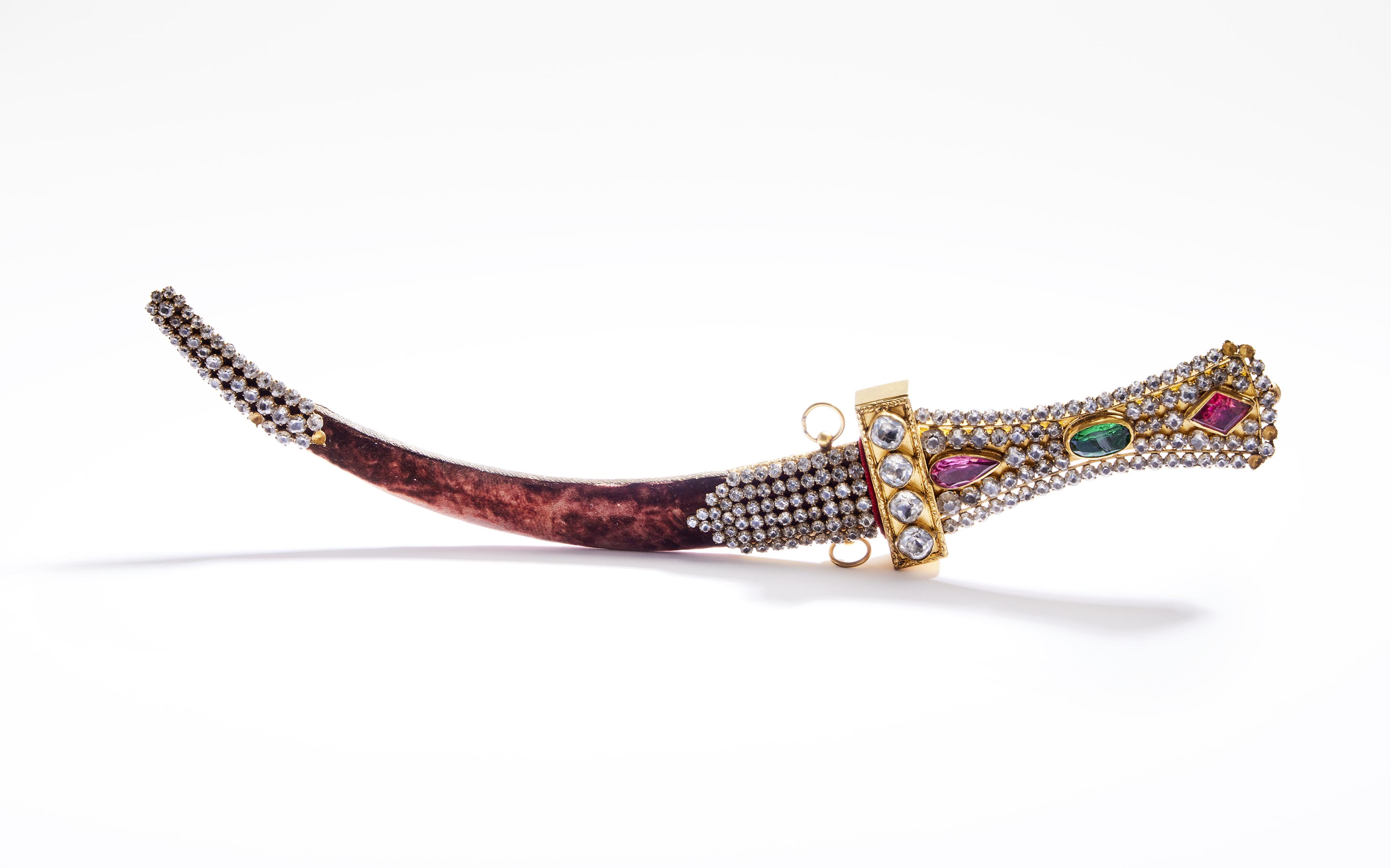 //image/ressources-numeriques/bijoux de scene/5.jpg