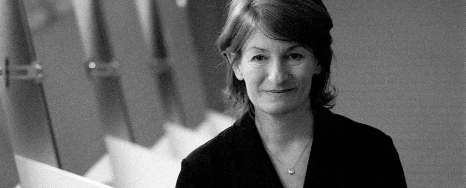 Muriel Mayette-Holtz