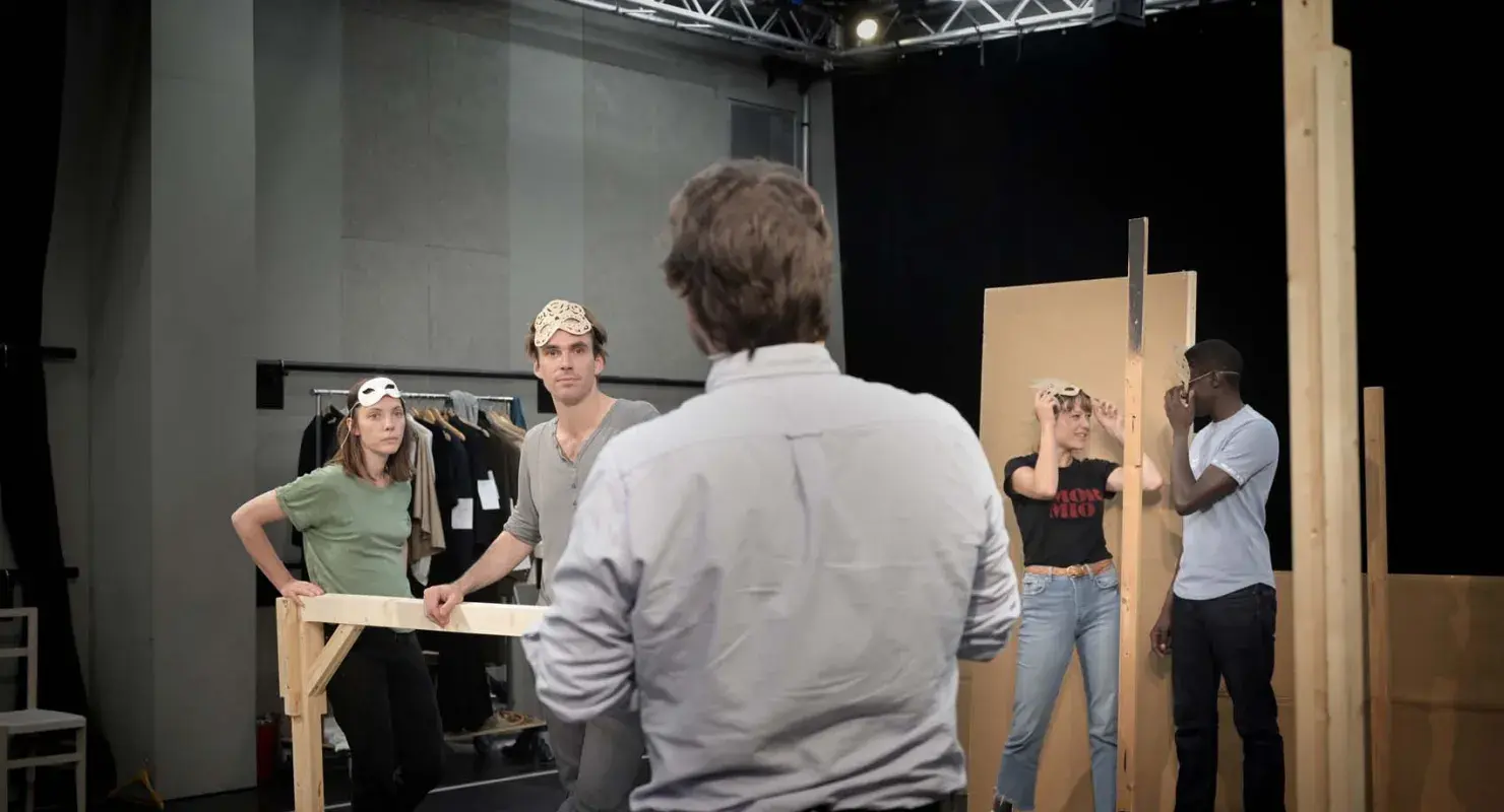 Une implacable mécanique par Laurent Delvert