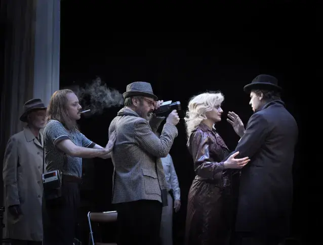Le Voyage de G. Mastorna 18/19