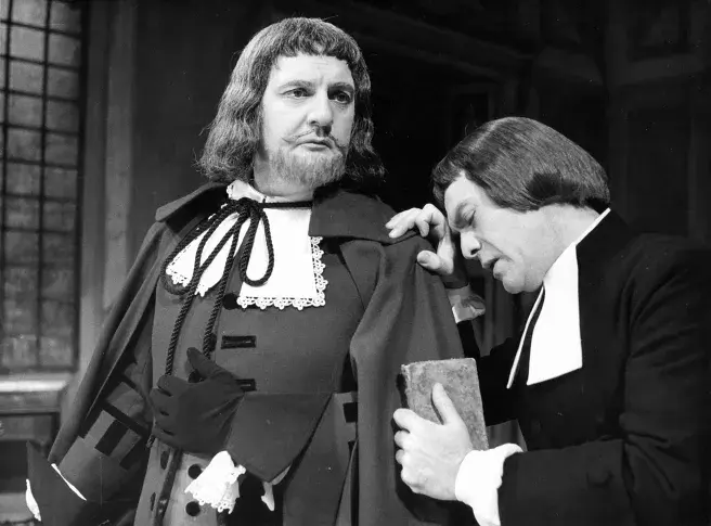 « Le Tartuffe », 1968, mise en scène de Jacques Charon, avec Jacques Charon (Orgon), Robert Hirsch (Tartuffe)