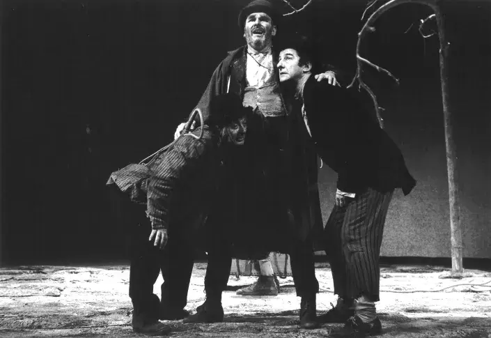 « En attendant Godot », pièce en deux actes de Samuel Beckett, mise en scène de Roger Blin, Théâtre national de l’Odéon, 1978