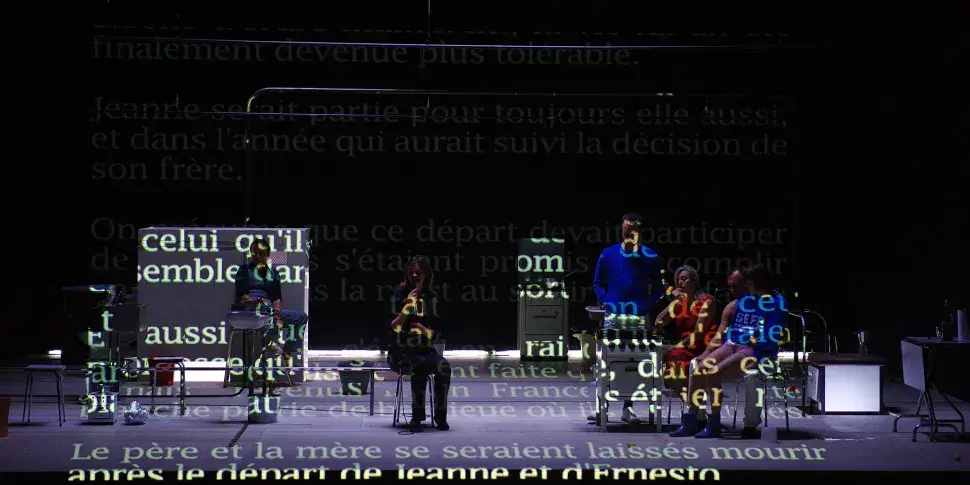 « La Pluie d’été » de Marguerite Duras, mis en scène par Emmanuel Daumas, Théâtre du Vieux-Colombier, 2011