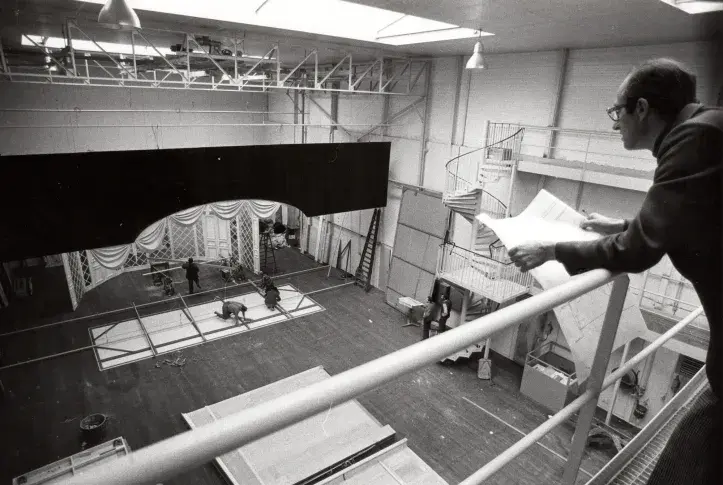 L’atelier des décors à Sarcelles, [1975]