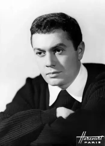 Robert Hirsch, sociétaire de la Comédie-Française de 1952 à 1973. Photographie du Studio Harcourt