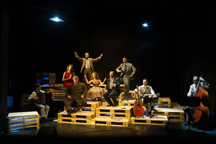 « Cabaret Brassens », direction artistique de Thierry Hancisse, arrangements et direction musicale de Benoît Urbain, Studio-Théâtre, 2014