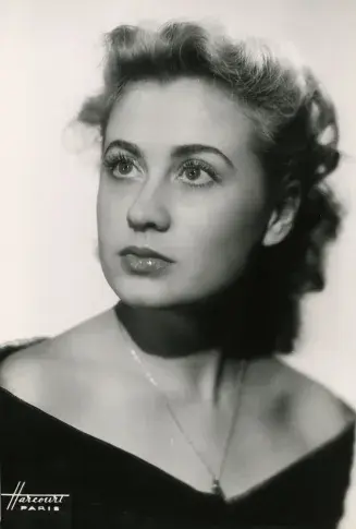 Claude Winter, sociétaire de la Comédie-Française de 1960 à 1988. Photographie du Studio Harcourt