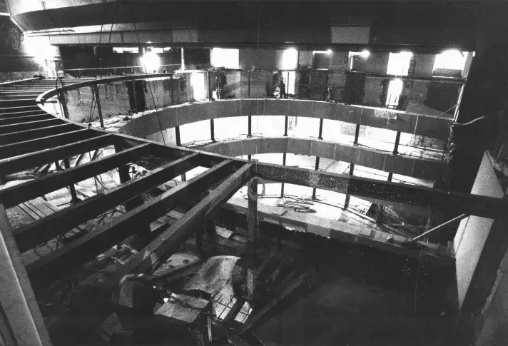 Travaux dans la salle Richelieu, 1974-1976