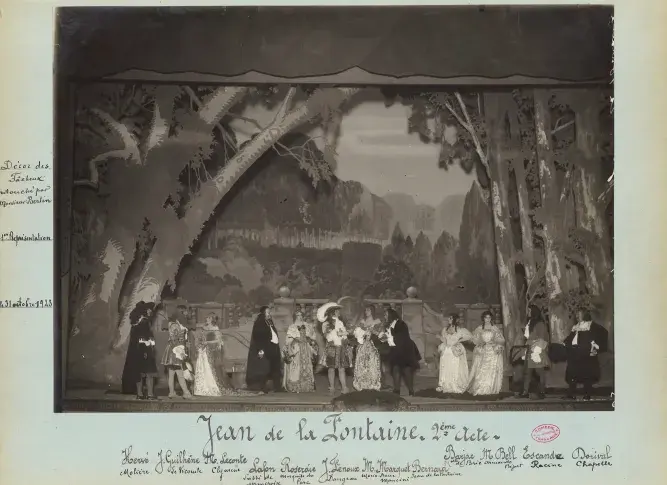 Photographie du 2ème acte de « Jean de La Fontaine » de Gendreau et Guillot de Saix, 1923