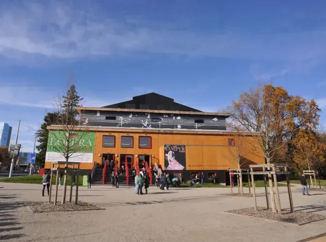 Reconstruction du Théâtre Éphémère à Genève, 2015