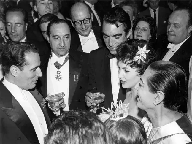 Gala [1954-1957]