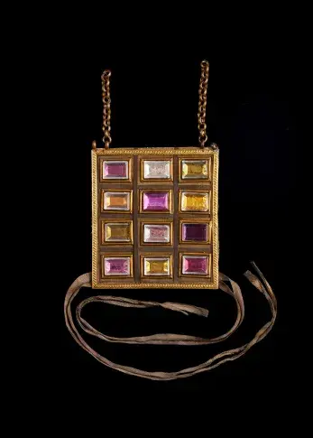 Pectoral ayant servi à Mounet-Sully pour le rôle de Joad (« Athalie » de Jean Racine), 1892