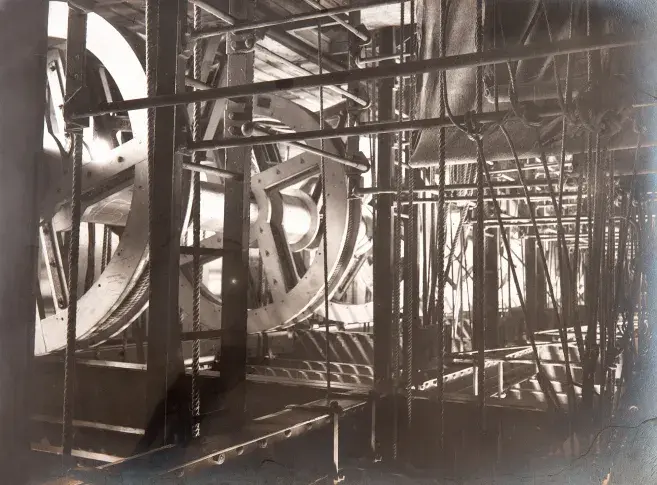 Les cintres. Salle Richelieu, [1900]