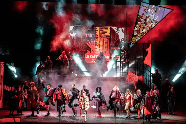 « L’Opéra de quat’sous » de Bertolt Brecht, mise en scène de Thomas Ostermeier, Festival d’Aix, juillet 2023