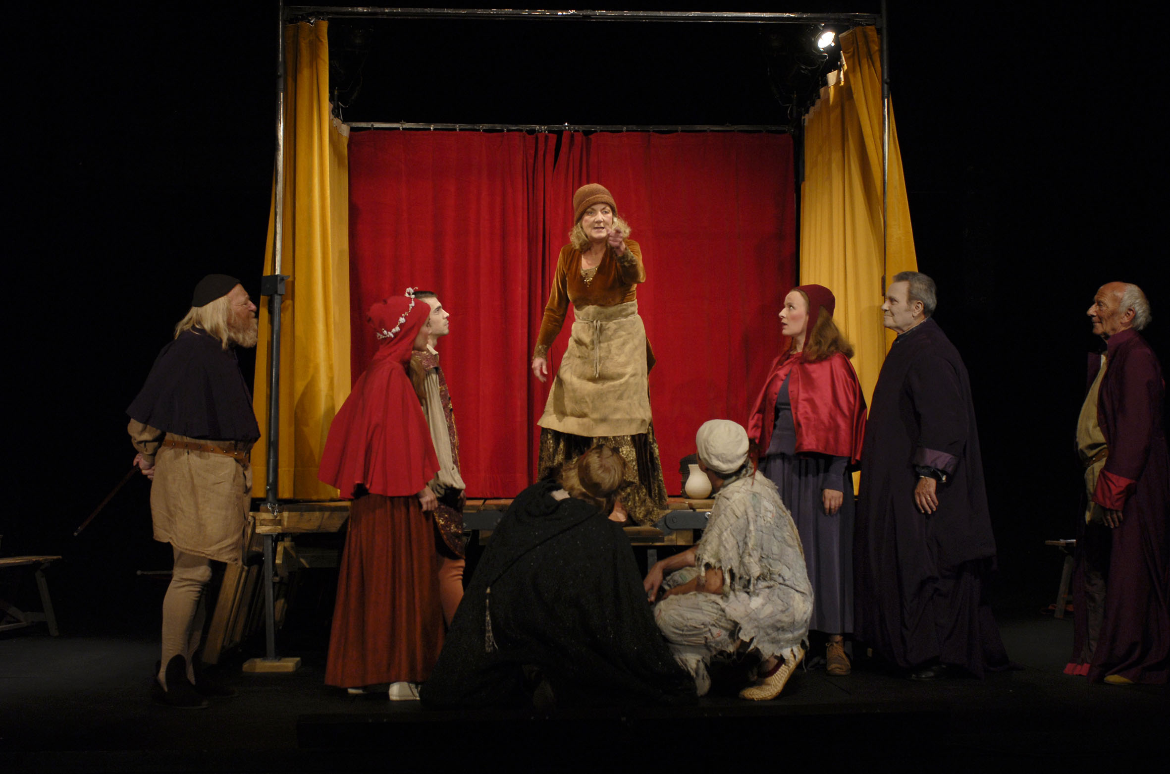 une-confrerie-de-farceurs-2007-photo.-brigitte-enguerand-cf