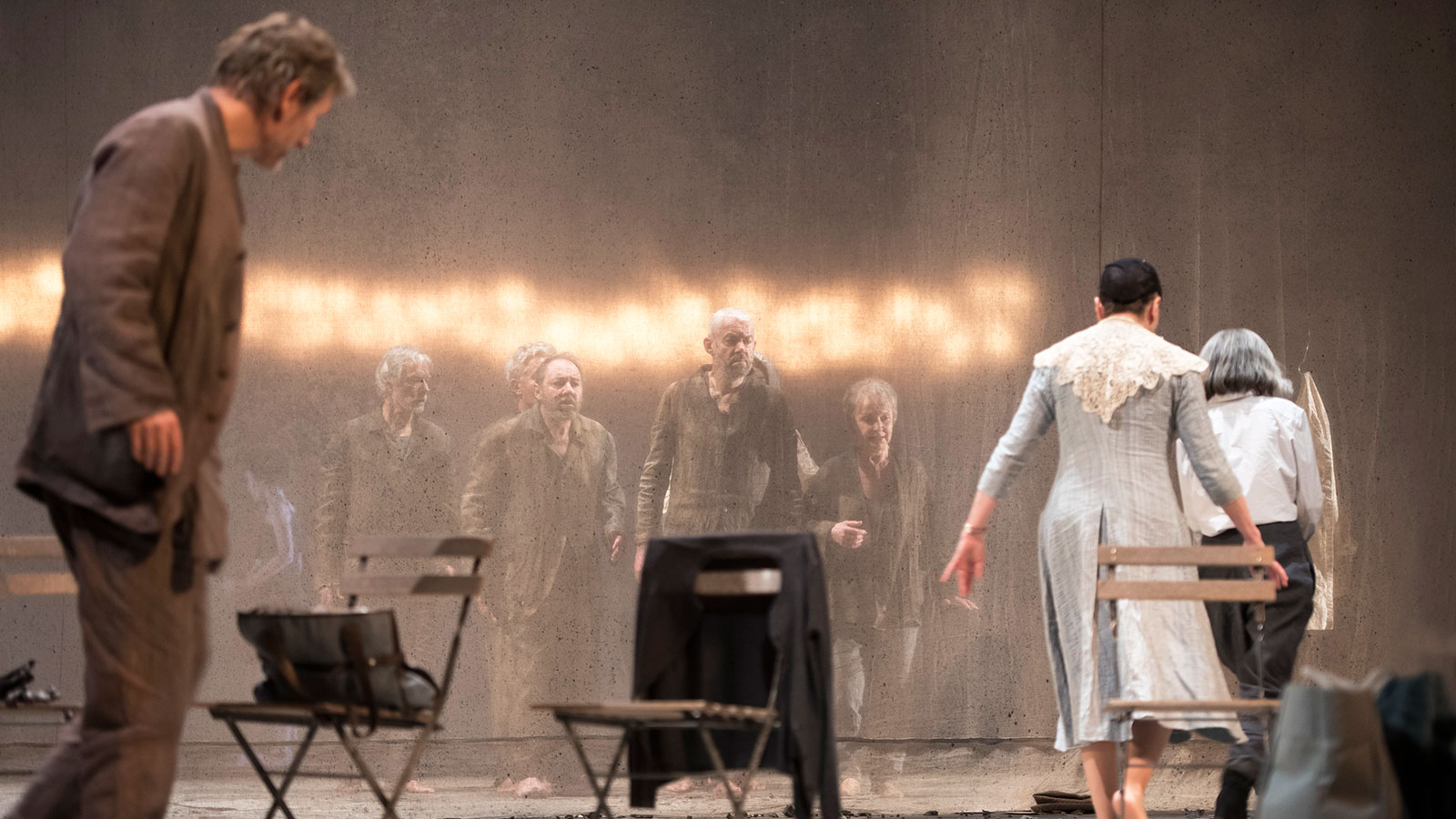 Poussière ・ ComédieFrançaise